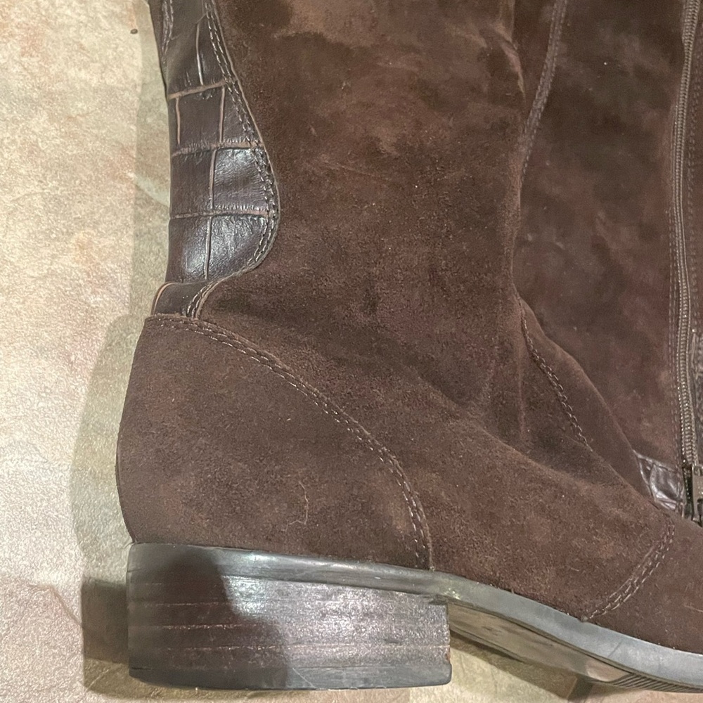 Brown winter boots - Picture 3 of 5